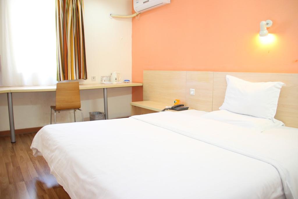7Days Inn Guangzhou Baiyun International Airport Renhezhen 외부 사진