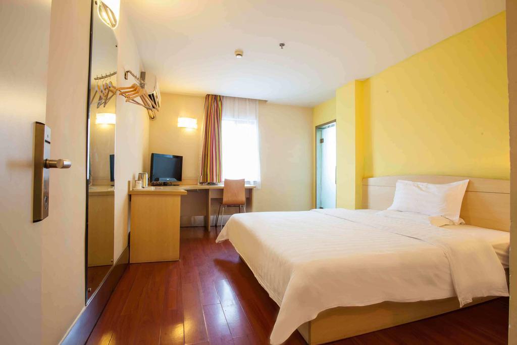 7Days Inn Guangzhou Baiyun International Airport Renhezhen 객실 사진